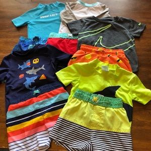 Boys swim sets (5) 9-18 month
